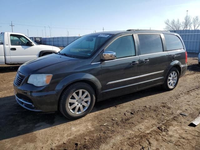 2011 Chrysler Town & Country Touring L