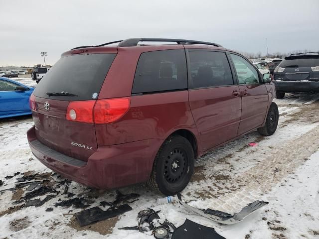 2008 Toyota Sienna XLE