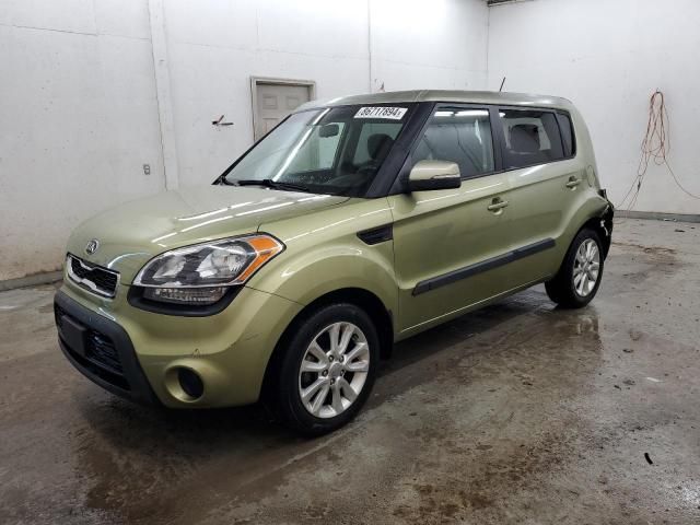 2013 KIA Soul +