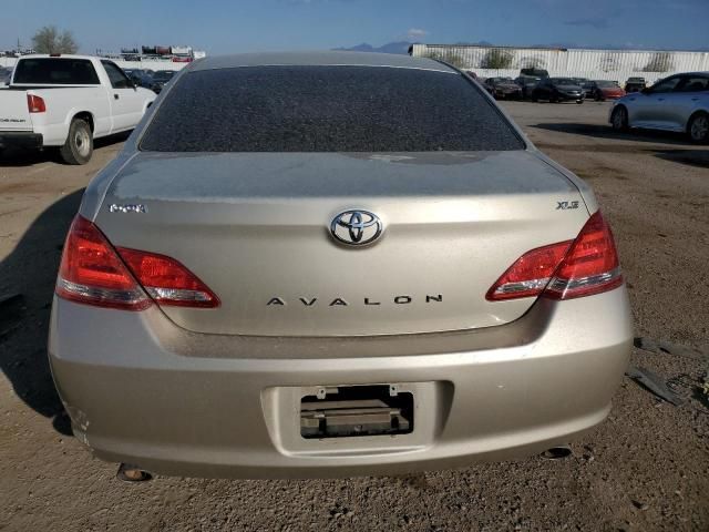 2005 Toyota Avalon XL