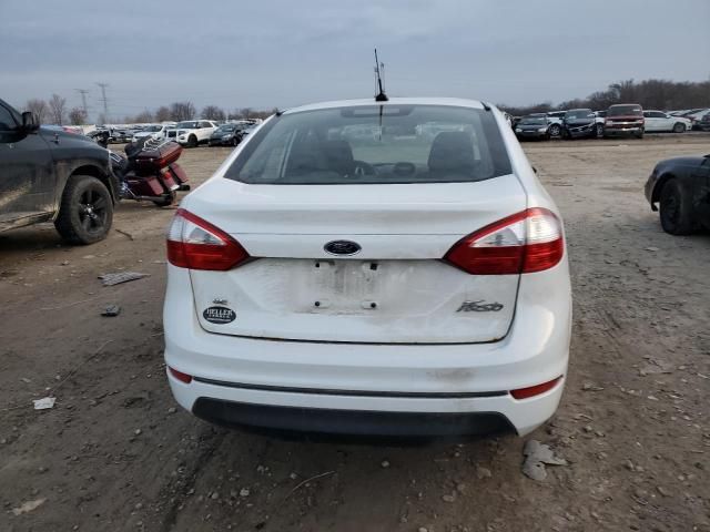 2015 Ford Fiesta SE