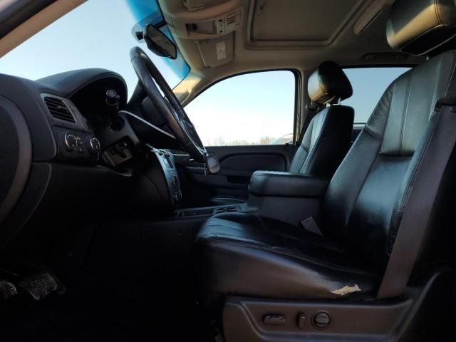 2011 Chevrolet Suburban K1500 LT