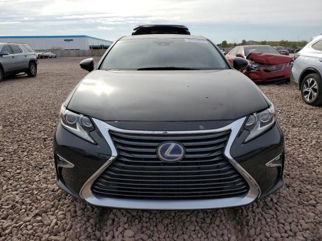 2016 Lexus ES 300H