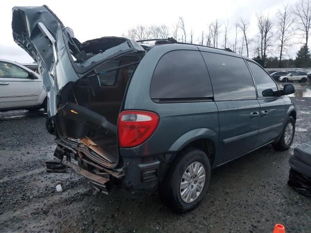 2005 Chrysler Town & Country