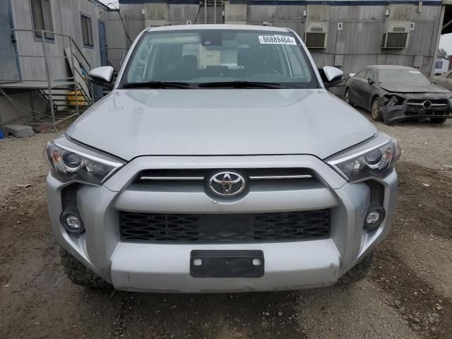 2023 Toyota 4runner SE