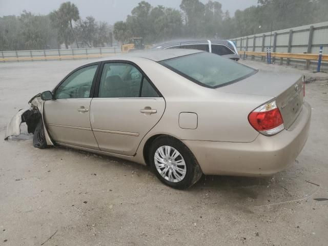 2005 Toyota Camry LE