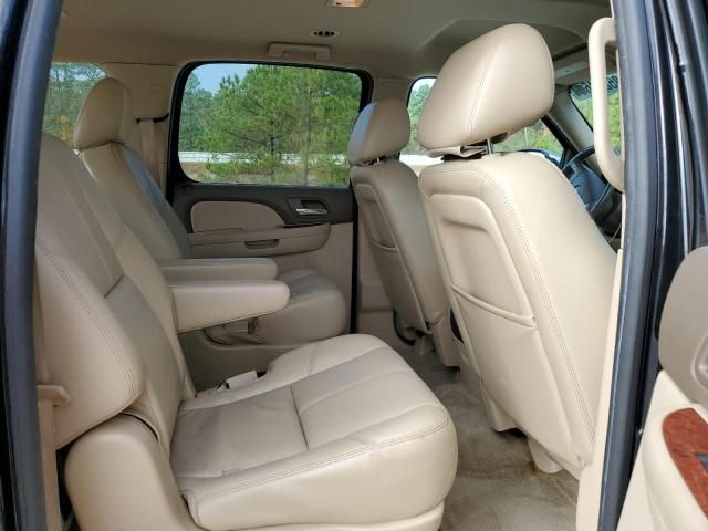 2014 Chevrolet Suburban C1500 LT