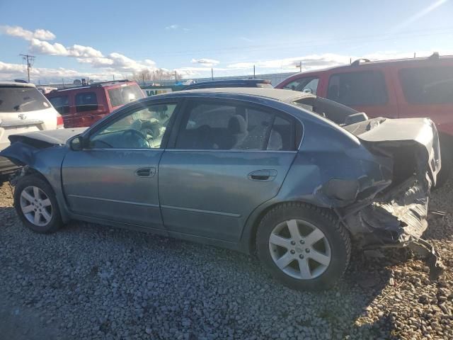 2002 Nissan Altima Base