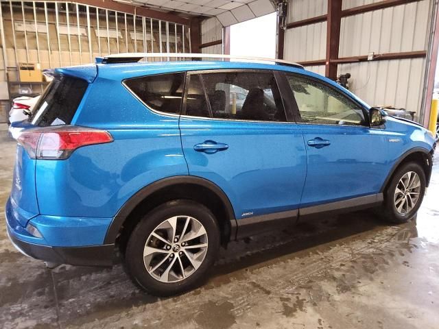 2017 Toyota Rav4 HV LE