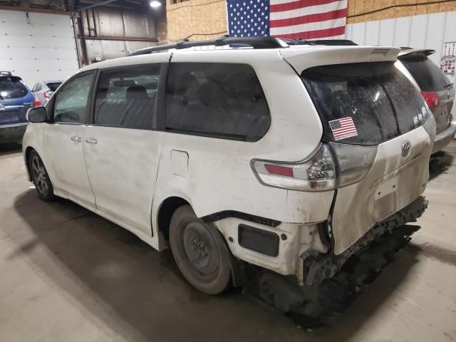 2017 Toyota Sienna SE