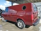 2004 GMC Safari XT