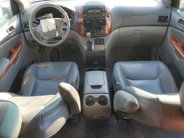 2009 Toyota Sienna XLE