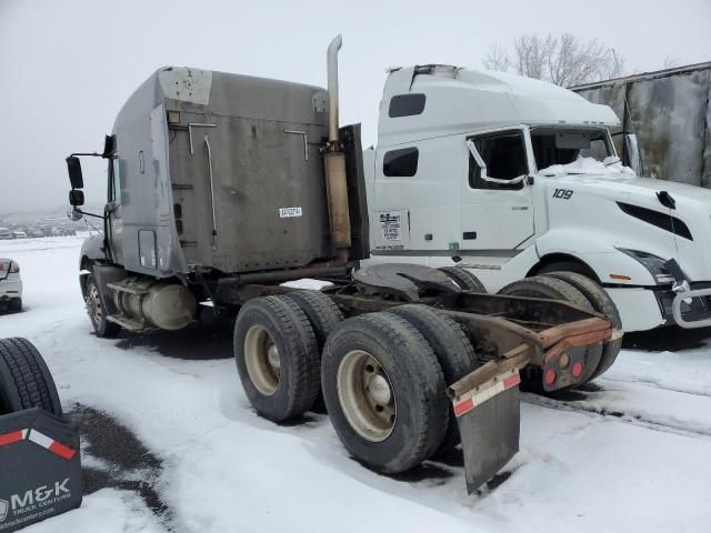 2006 Freightliner Conventional Columbia