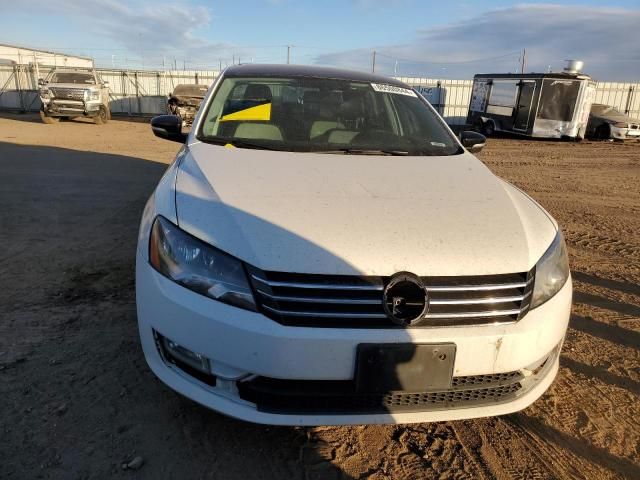 2015 Volkswagen Passat SE