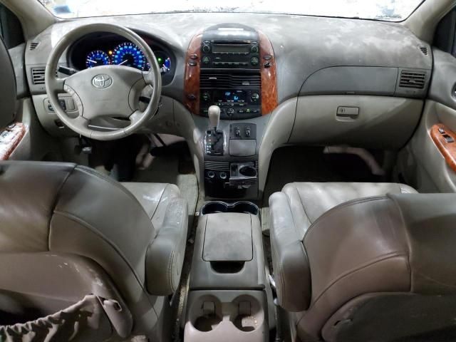 2007 Toyota Sienna XLE