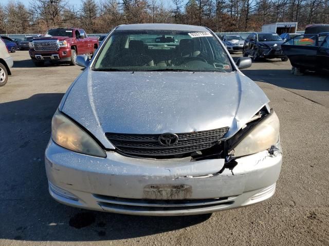 2004 Toyota Camry LE