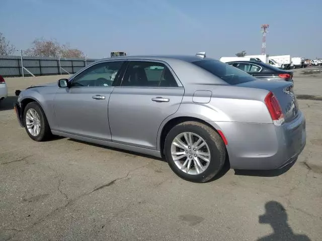 2016 Chrysler 300 Limited