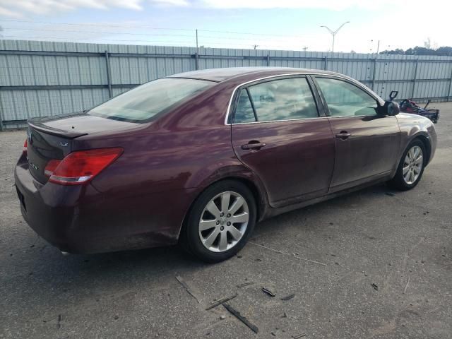 2005 Toyota Avalon XL