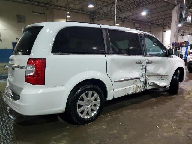 2016 Chrysler Town & Country Touring