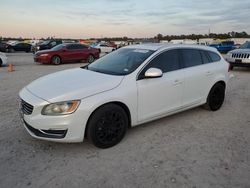 Volvo Vehiculos salvage en venta: 2015 Volvo V60 PREMIER+