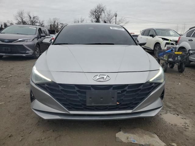 2021 Hyundai Elantra SE