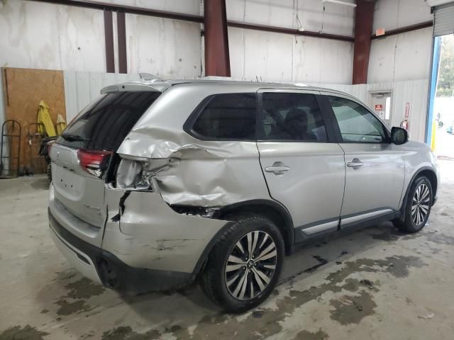 2019 Mitsubishi Outlander SE