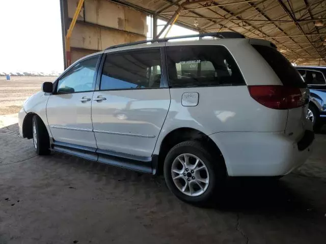 2005 Toyota Sienna XLE