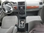 2008 Chrysler Town & Country LX