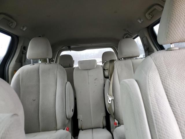 2014 Toyota Sienna LE