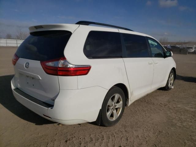 2015 Toyota Sienna LE