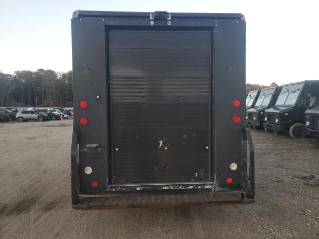 2008 Freightliner Chassis M Line WALK-IN Van