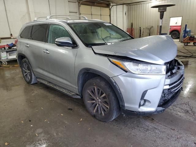 2018 Toyota Highlander SE