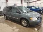 2005 Chrysler Town & Country Touring