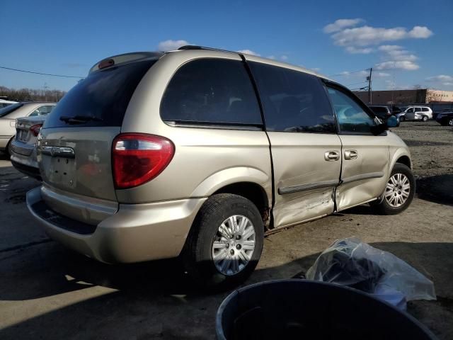 2007 Chrysler Town & Country LX