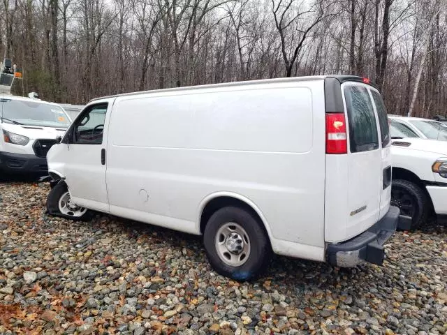 2021 Chevrolet Express G2500