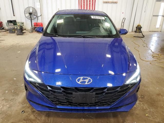 2023 Hyundai Elantra Blue