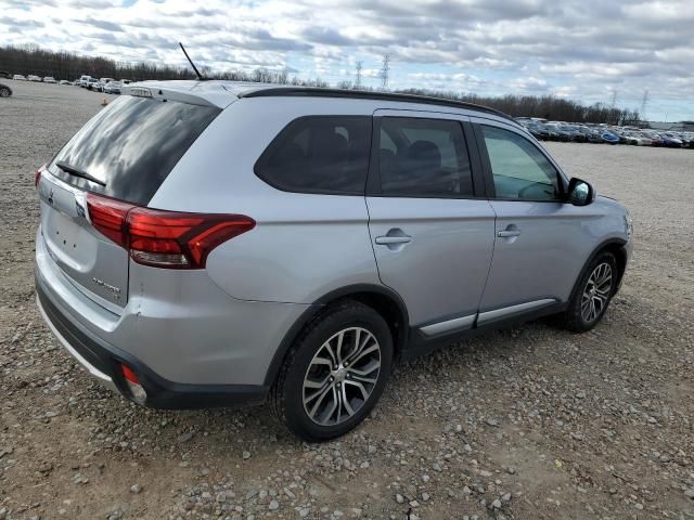 2016 Mitsubishi Outlander SE