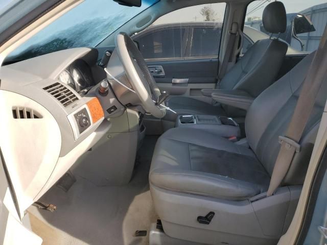 2008 Chrysler Town & Country Touring