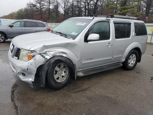 2005 Nissan Pathfinder LE