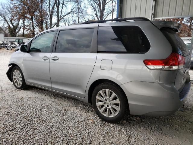 2013 Toyota Sienna XLE