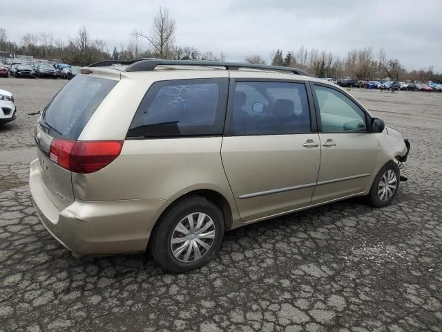 2004 Toyota Sienna CE