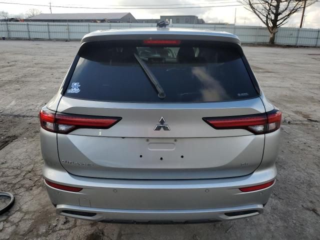 2022 Mitsubishi Outlander SE