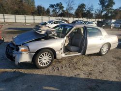 Lincoln Vehiculos salvage en venta: 2005 Lincoln Town Car Signature Limited