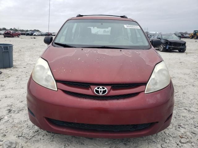 2009 Toyota Sienna CE