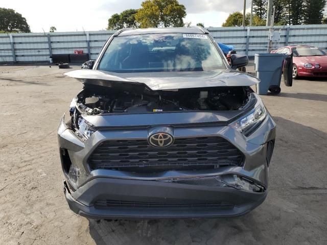 2021 Toyota Rav4 LE