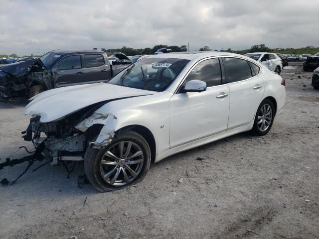 2015 Infiniti Q70 3.7