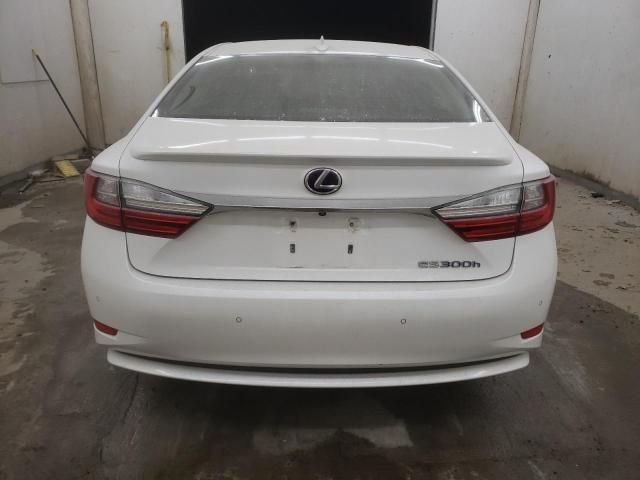 2018 Lexus ES 300H