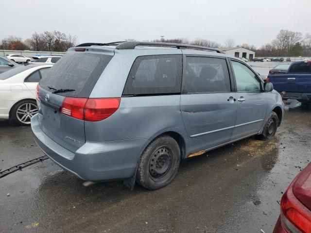 2004 Toyota Sienna CE