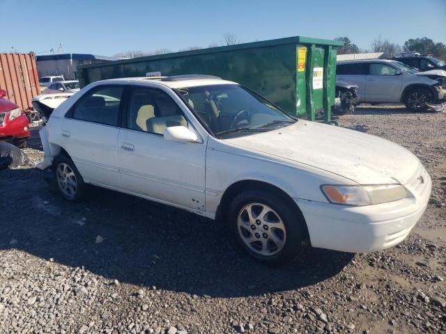 1999 Toyota Camry LE