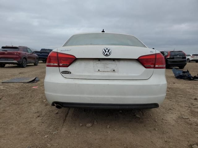 2013 Volkswagen Passat SE